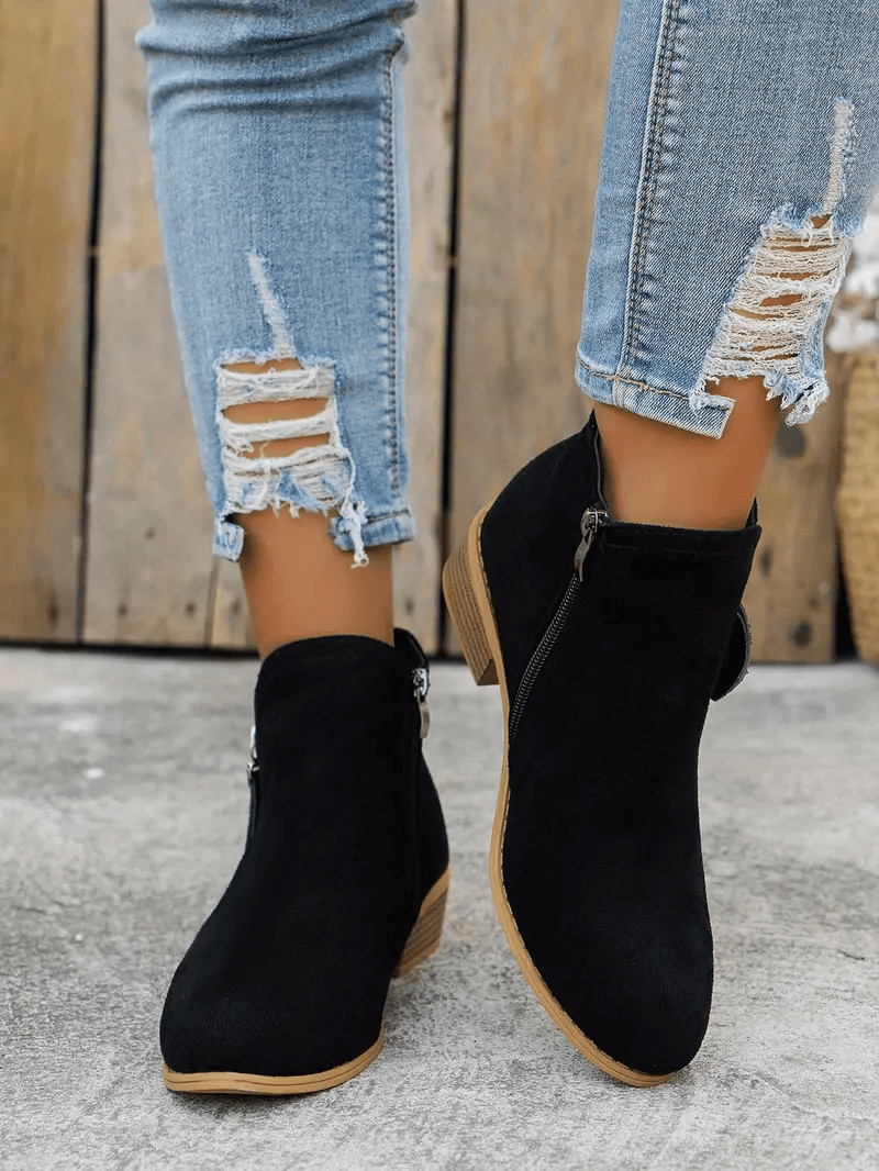 Rosira | Timeless Vintage Boots