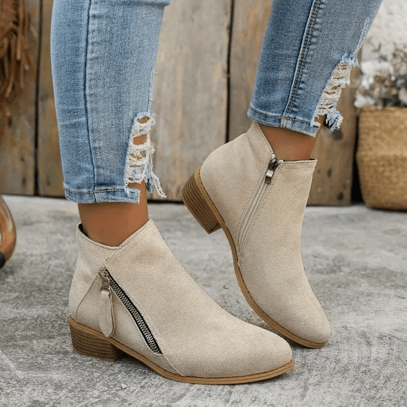 Rosira | Timeless Vintage Boots